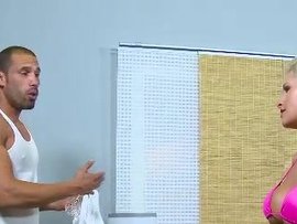 Aggressive Dude Fucks This Big Titty Bimbo Beauty