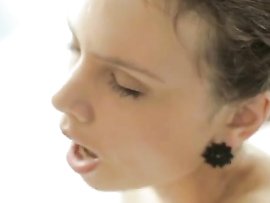 Russian Teen Beauty Masturbates Solo In The Tub